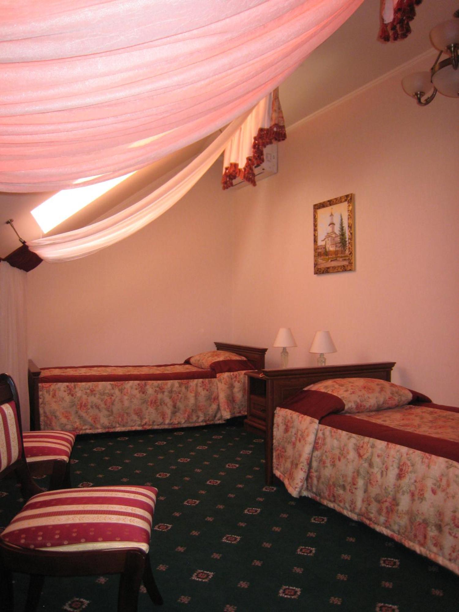 Atrium Hotel Iwano-Frankiwsk Zewnętrze zdjęcie