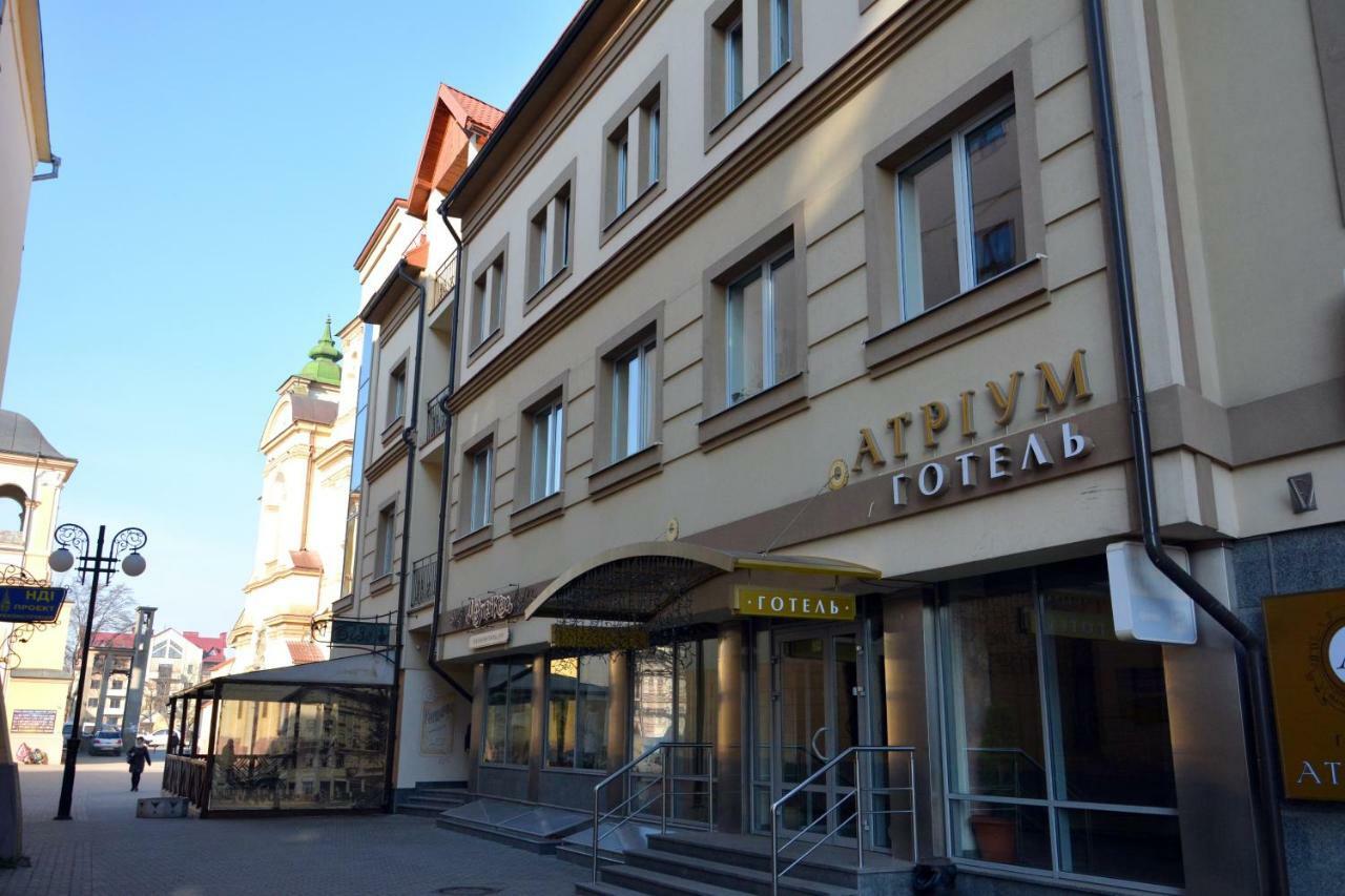 Atrium Hotel Iwano-Frankiwsk Zewnętrze zdjęcie